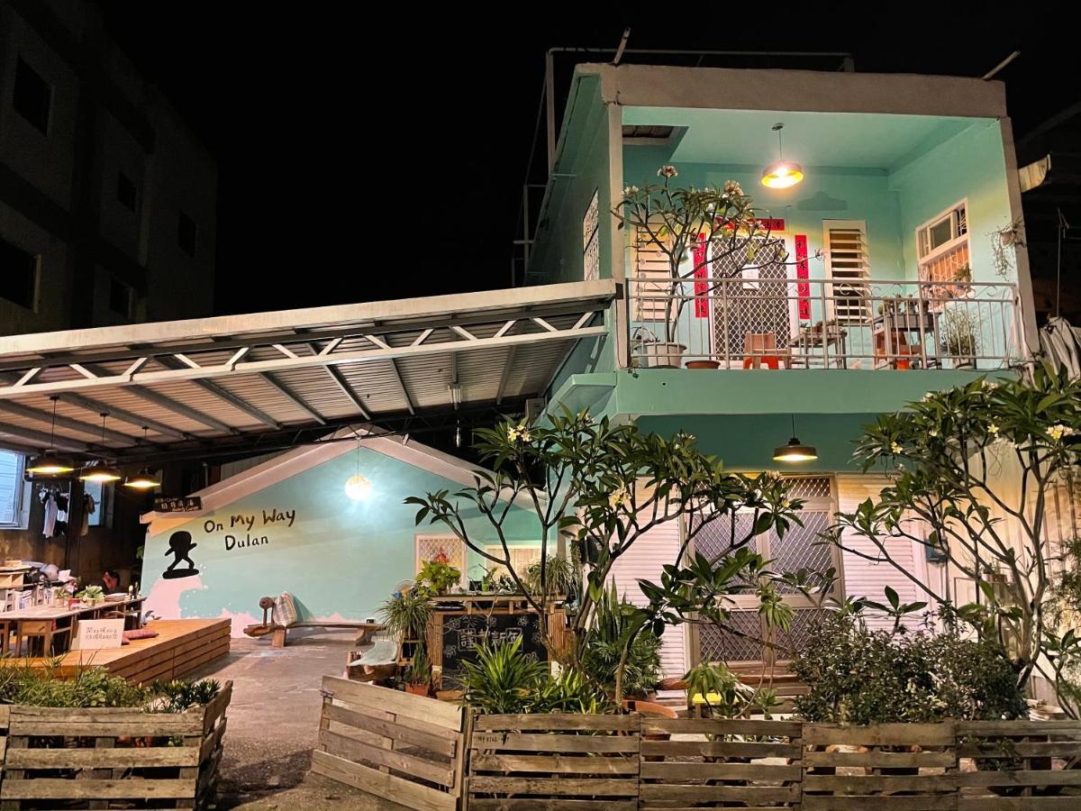 Hostel On My Way Dulan Donghe Exterior foto